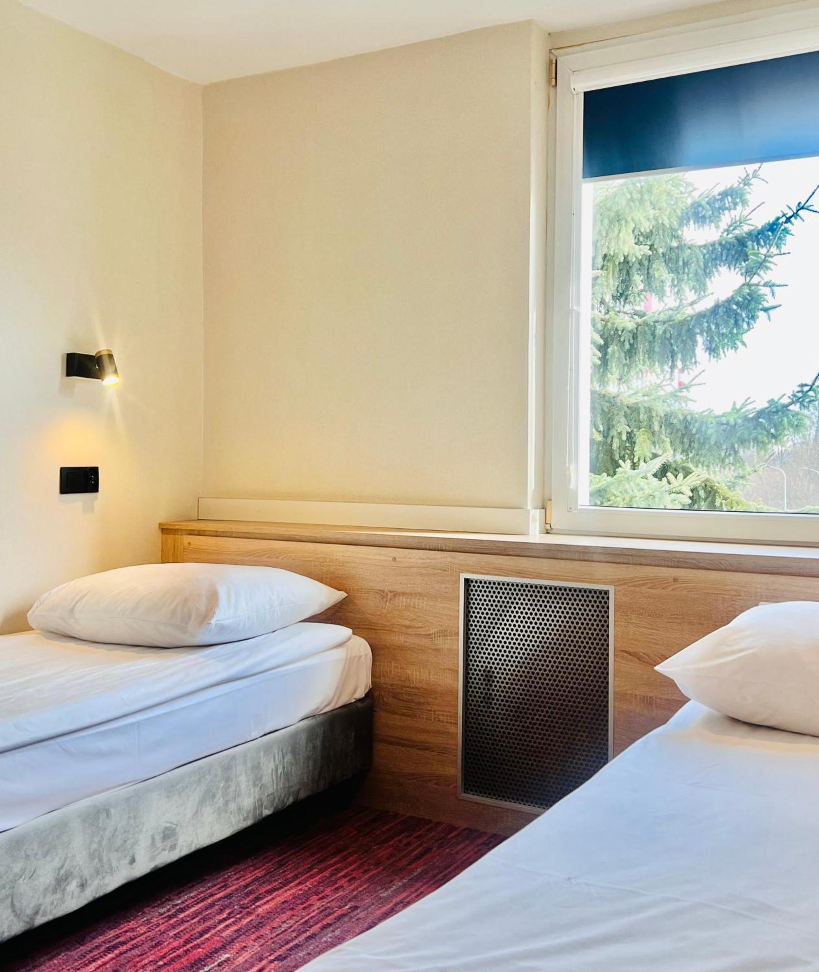 Hotel Rok Krakow Ngoại thất bức ảnh
